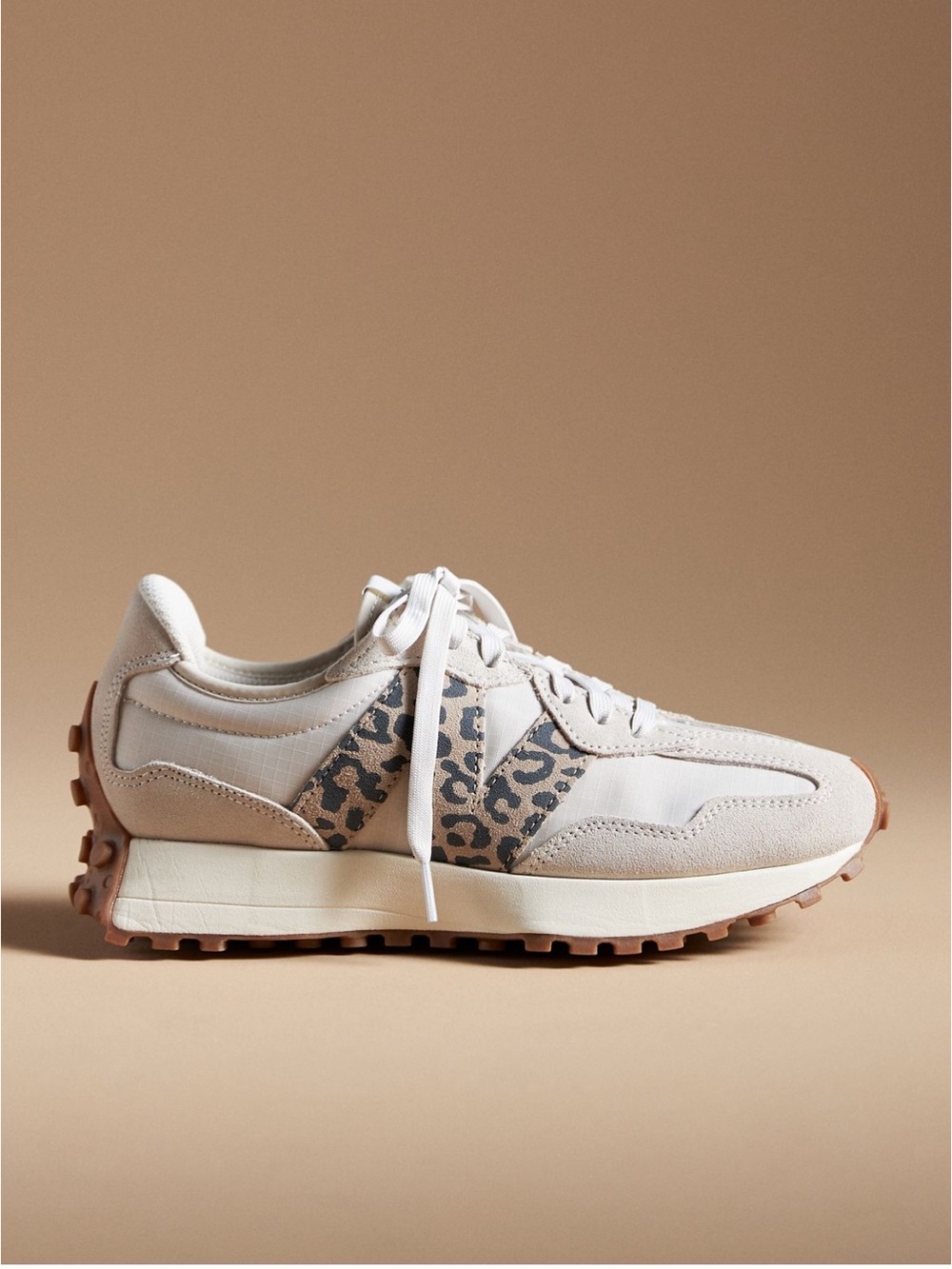 New Balance 327 sneakers